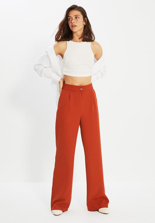 Trendyol - Straight trousers - rust