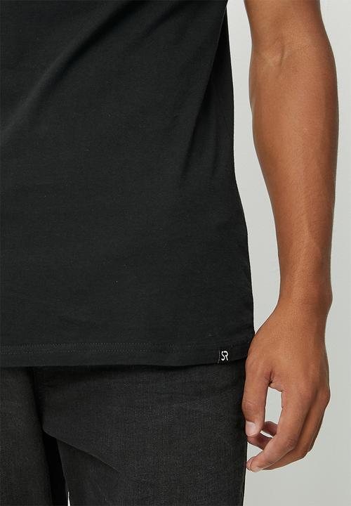 STYLE REPUBLIC - Mikey crew neck graphic tee - black varsity
