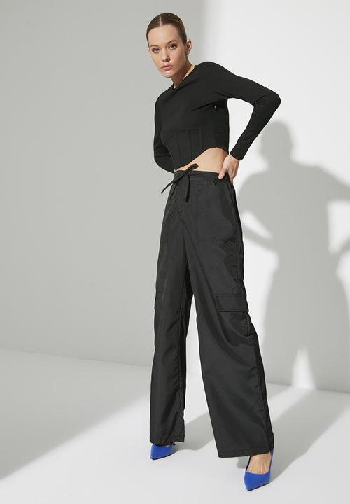 Trendyol - Parachute fabric belted flare trousers - black