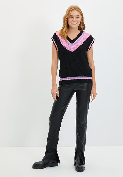 Trendyol - V-neck knitwear sweater - black