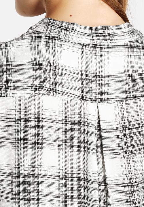 Glamorous - Cross Top