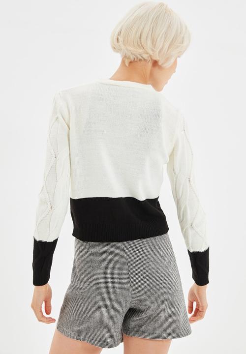 Trendyol - Crop knitwear cardigan - ecru