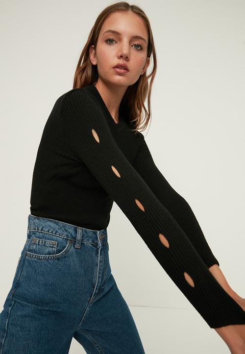 Trendyol - Cut out detailed knitwear sweater - black