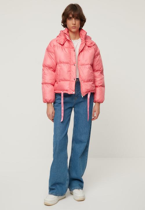 Trendyol - Hooded inflatable coat - fuchsia