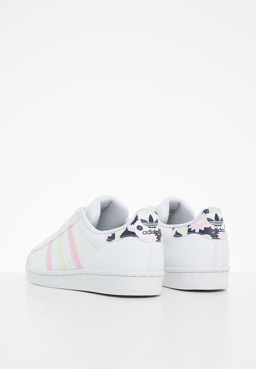 adidas Originals - Superstar j - ftwr white/almost lime/true pink