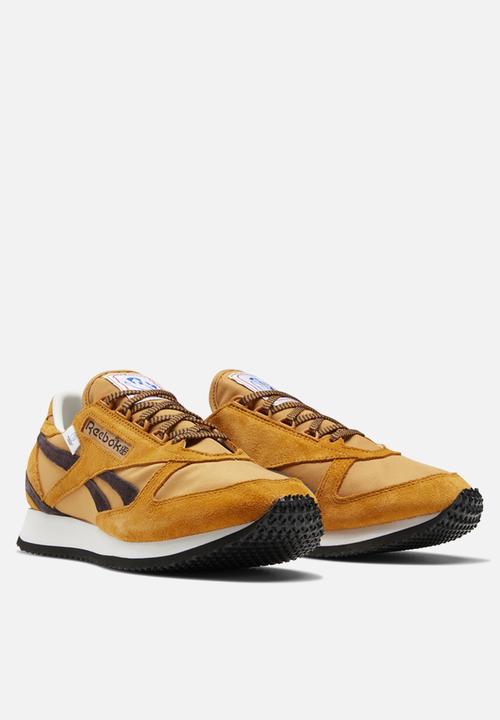 Reebok - Victory G