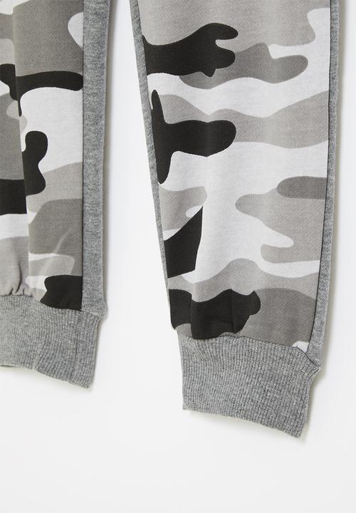 Rebel Republic - Camo jogger - grey melange