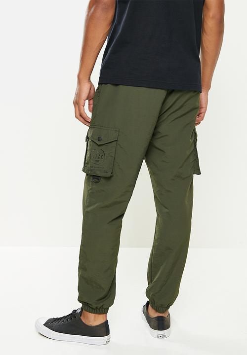 S.P.C.C - Whitaker regular fit utility woven joggers  - dark moss