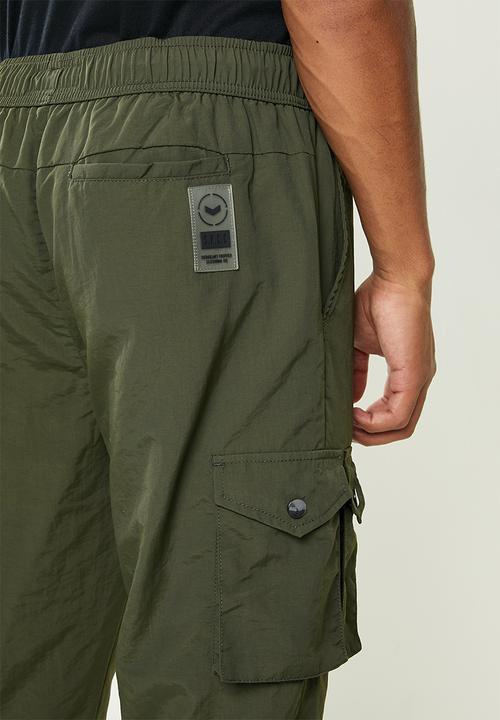 S.P.C.C - Whitaker regular fit utility woven joggers  - dark moss
