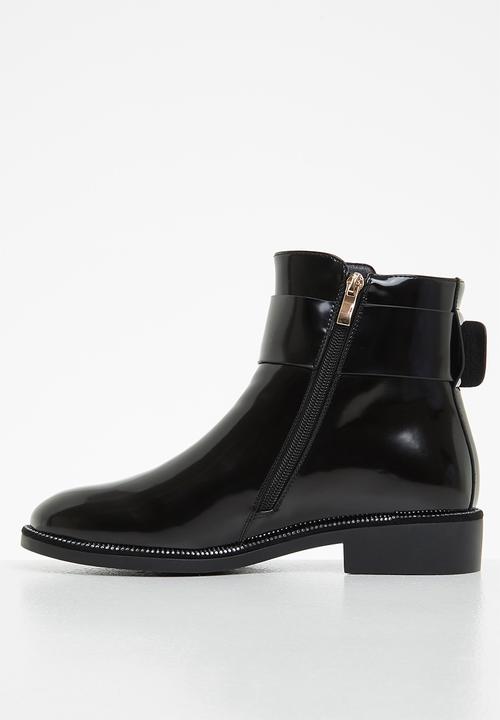 SISSY BOY - Shelf life boot - black