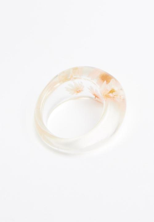 Superbalist - Flower resin ring - clear