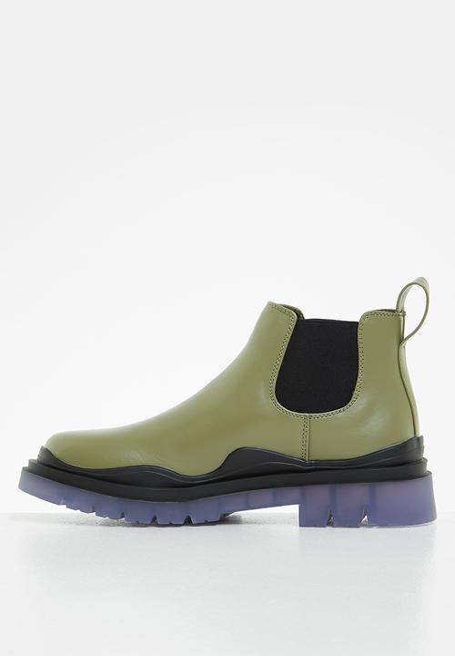 Public Desire - Myth chunky chelsea boot - khaki