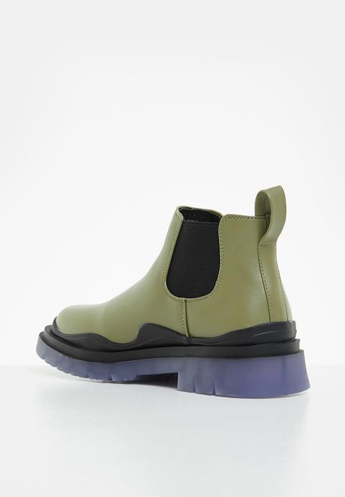 Public Desire - Myth chunky chelsea boot - khaki