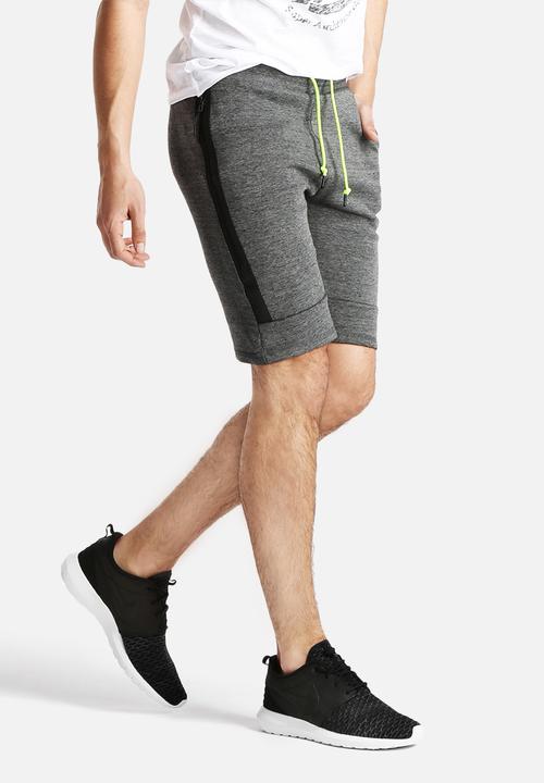 Nike - Nike Tech Fleece Short
