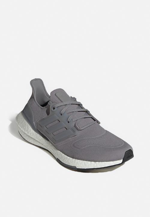 adidas Originals - Ultraboost 22