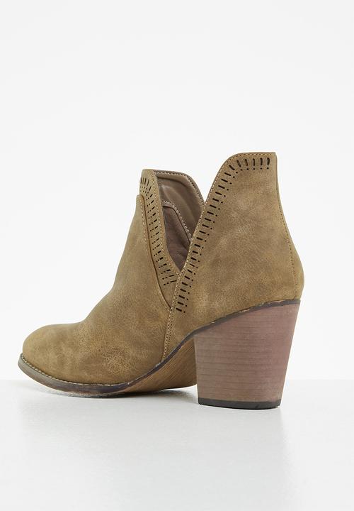 Seduction - Side cut out ankle boot - taupe