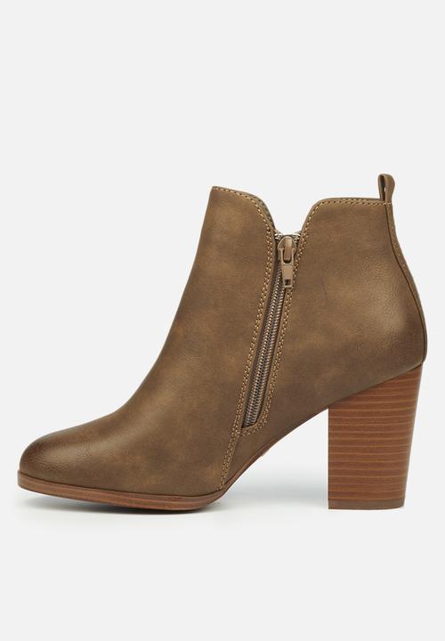 Miss Black - Ahlam1 ankle boot - brown