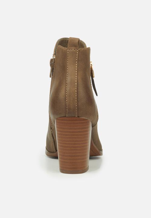 Miss Black - Ahlam1 ankle boot - brown
