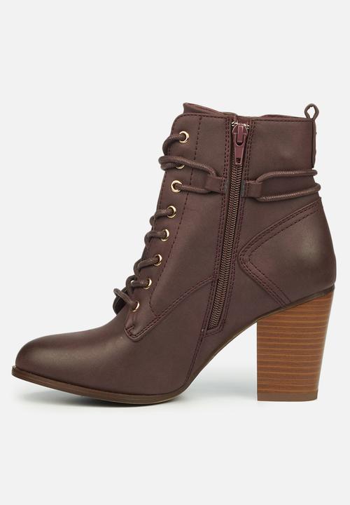 Miss Black - Ahlam2 lace-up ankle boot - burgundy