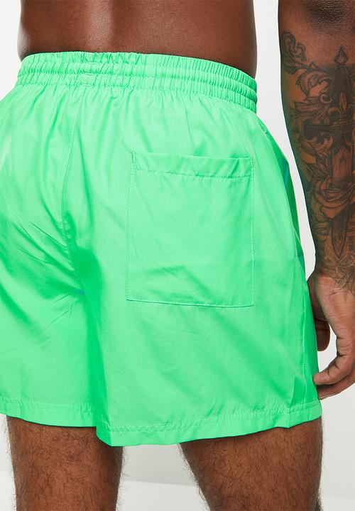 adidas Originals - Essential shorts - hi-res green