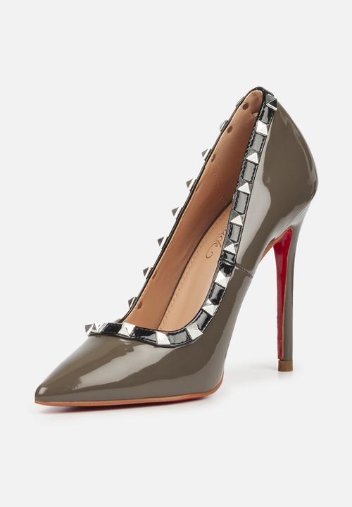 Miss Black - Lou7 court heel - charcoal