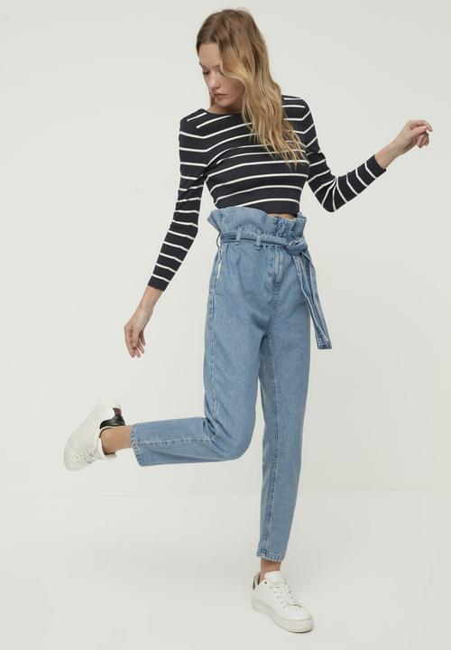 Trendyol - Belted high waist mom jeans - blue