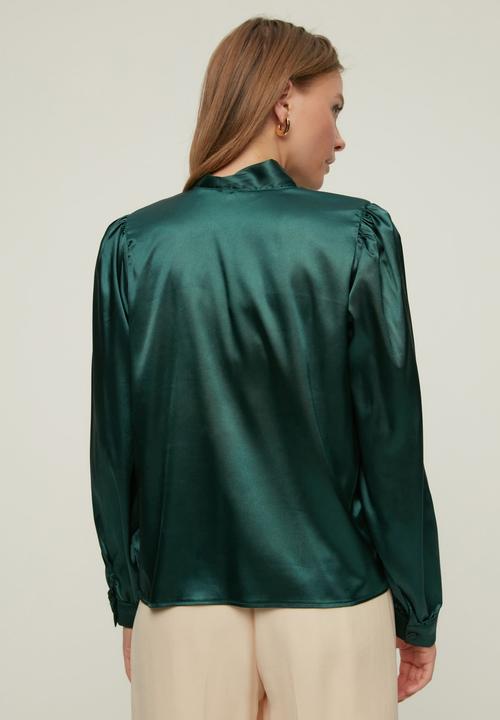 Trendyol - Foulard collar blouse - green