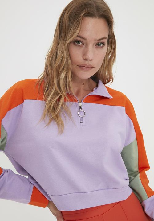 Trendyol - Color block crop slim knitted sweatshirt - lilac