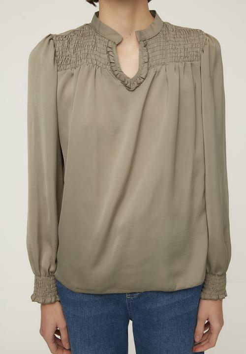 Trendyol - Gipe blouse - green
