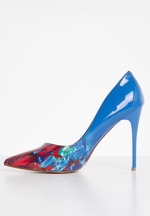 Madison® - Lillian court heel - blue & red