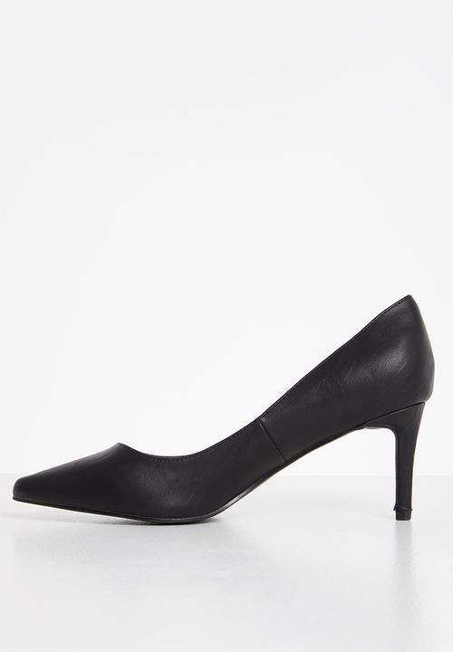 Madison® - Lucy court heel - black