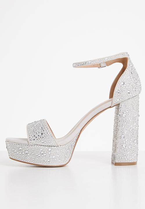 Madden Girl - Omega-r heel - ivory