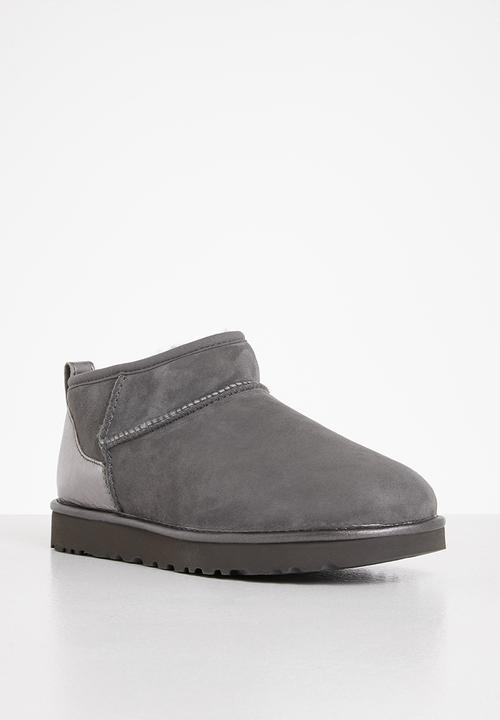 UGG® - Classic ultra mini shine - charcoal