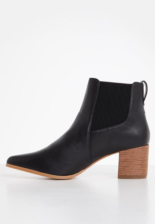 edit - Jalila ankle boot - black