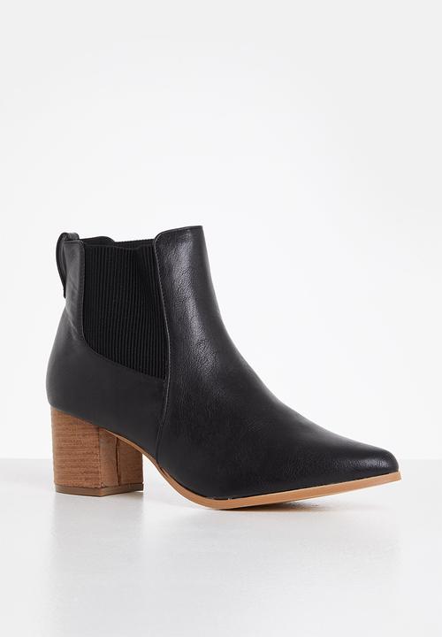 edit - Jalila ankle boot - black