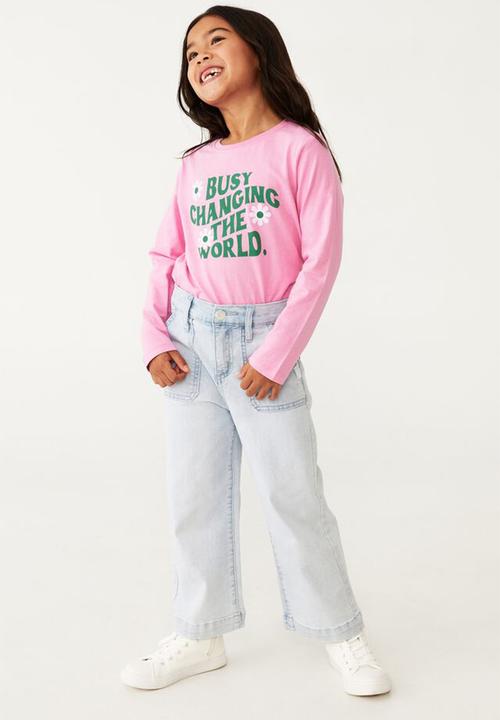 Cotton On - Penelope long sleeve tee - pink gerbera &  busy changing the world