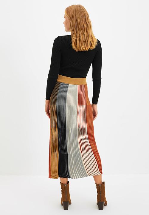 Trendyol - Color block knitwear skirt - camel