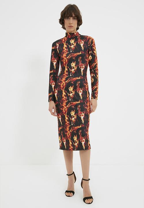 Trendyol - Knitted dress - black & orange