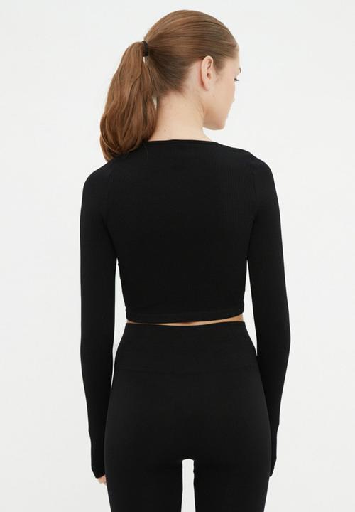 Trendyol - Seamless crop sport blouse  - black