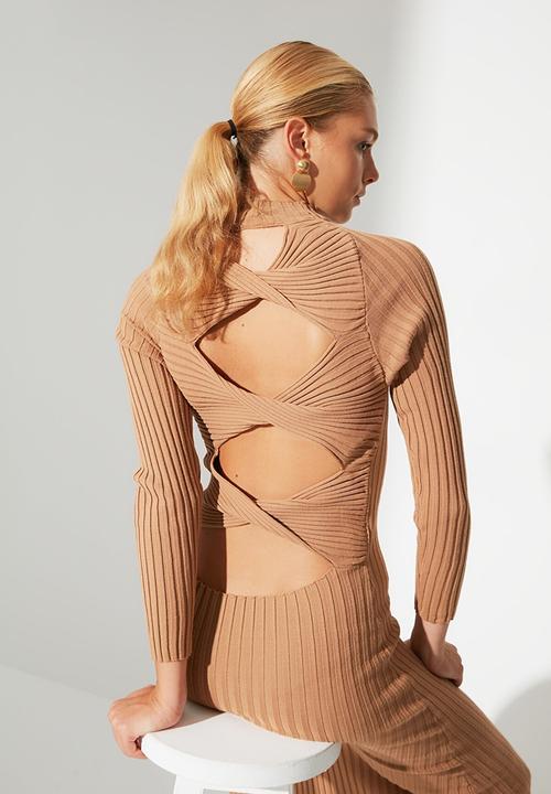 Trendyol - Ribbed low back knitwear dress - camel