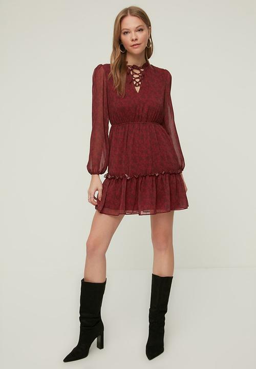 Trendyol - Collar detailed dress - burgundy