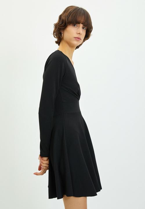 Trendyol - Knitted dress - black