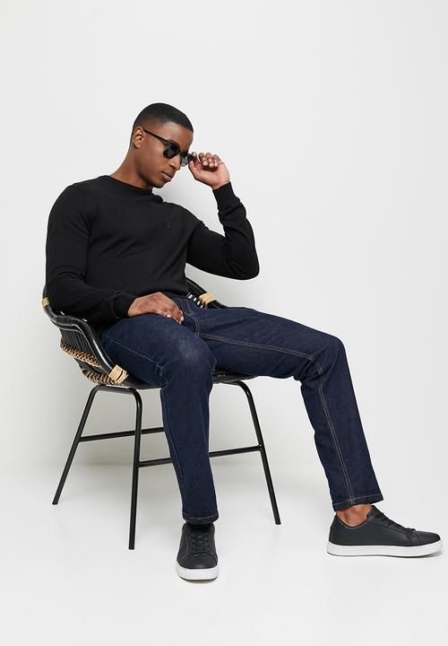 Lark & Crosse - Slim fit crew neck pullover - black