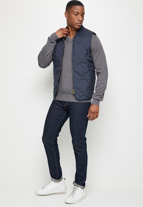 Lark & Crosse - Slim fit v-neck pullover - charcoal