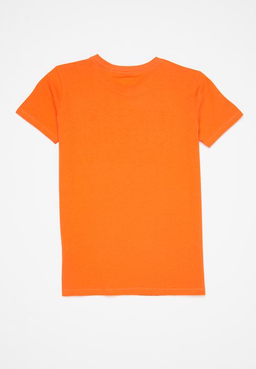 GUESS - Short sleeve team guess tee - firecracker