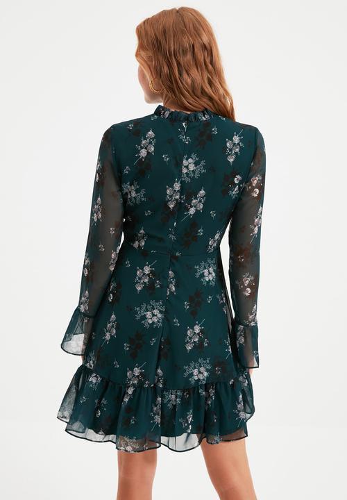 Trendyol - Floral patterned dress - green