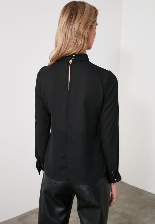 Trendyol - Keyhole detailed blouse  - black
