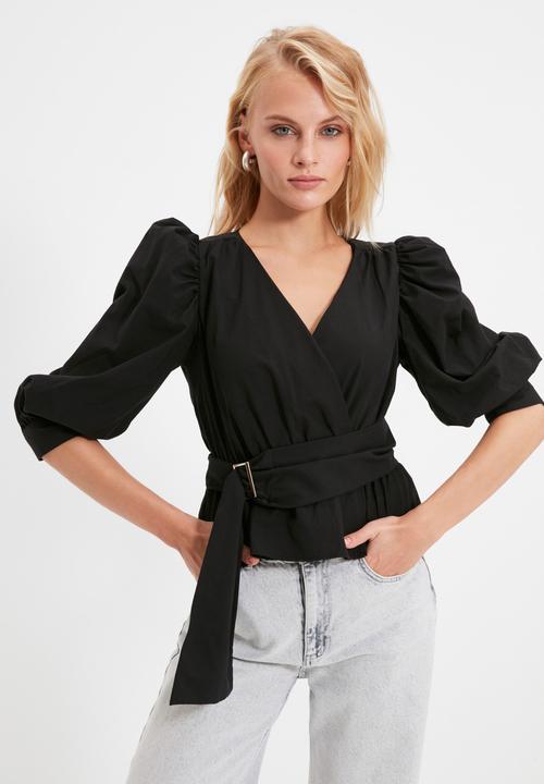 Trendyol - Blouse detailed blouse - black