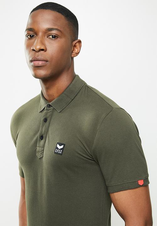 S.P.C.C - Cayenne slimline fit side slit straight hem polo - dark moss
