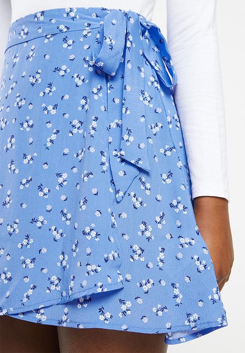 Cotton On - Wrap mini skirt - riddle ditsy collegiate blue